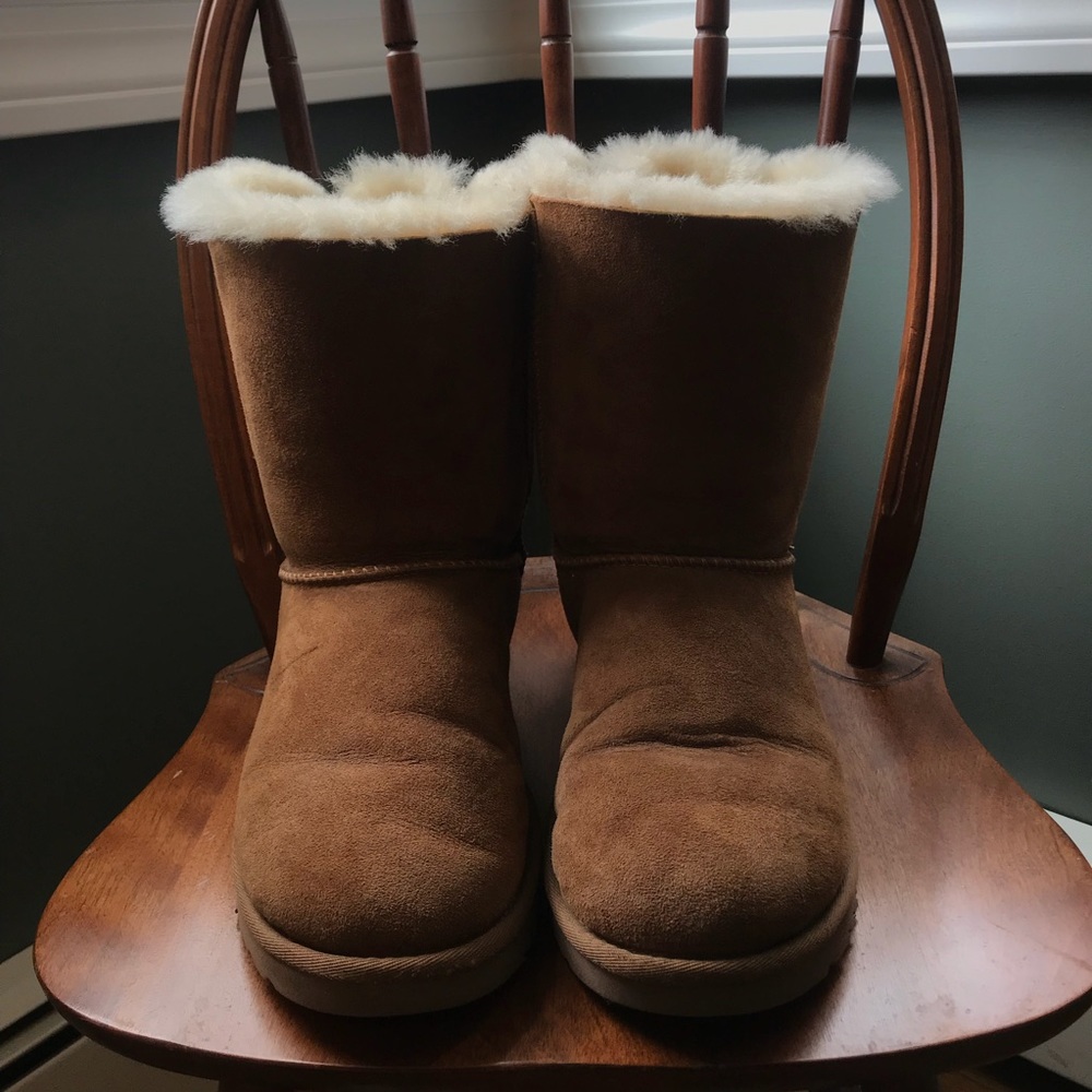 UGG Chestnut Bailey Bow II